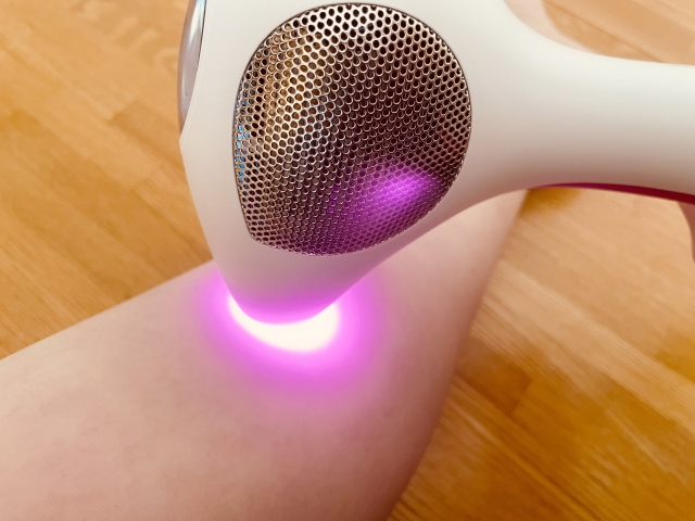 トリアで脱毛する様子